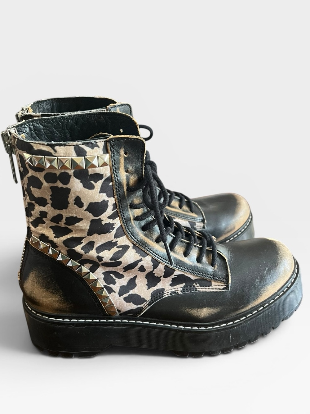 Steve Madden Avenger Leopard Studded Platform Combat Boots Y2K Grunge 10 - Picture 2 of 8